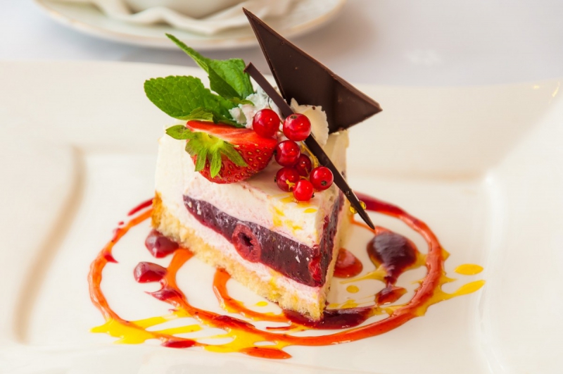 boulangerie-ST MARTIN D ENTRAUNES-min_the_cake_dessert_eating_bun_colorful_sweet_dish_taste_cake_with_cream-941034